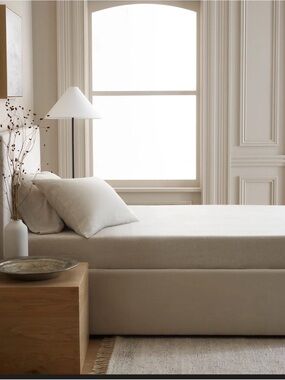 Quince European Linen Fitted Sheet Set in Natural Chambray, OOS online